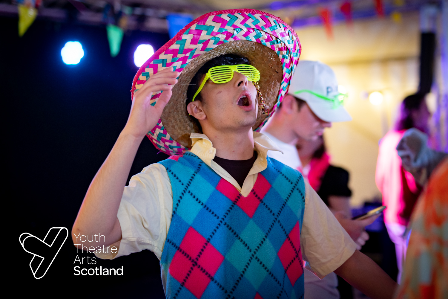 National Festival of Youth Theatre 2022 32 Closing Party Sun 3 July 2022 Rozelle Park Ayr NFYT 2022 © photographer Andy Catlin www.andycatlin.com 4266