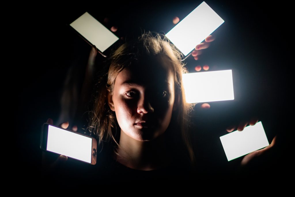 Chrysalis 2018 8 Macrobert Young Company Emergence Sat 17 November 2018 Traverse Theatre Edinburgh © photographer Andy Catlin www.andycatlin.com 9765