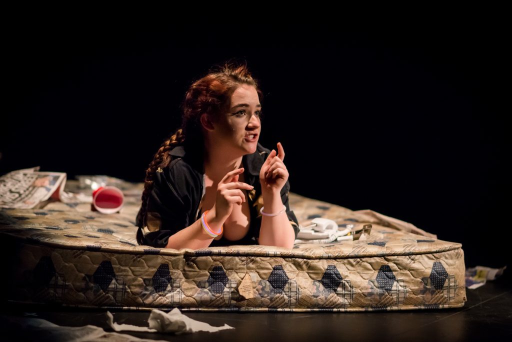Chrysalis 2017 20 Queer Fish – Reading Rep Fri 17 November 2017 Traverse Theatre Edinburgh photographer Andy Catlin • www.andycatlin.com 3517